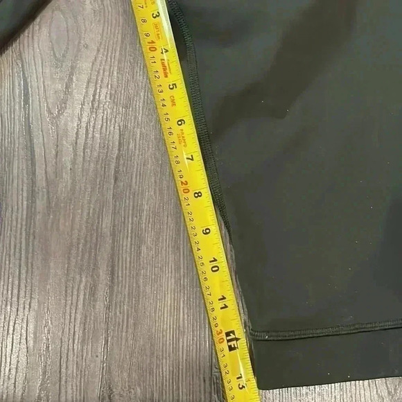 Lululemon Tight Stuff Short Green- Men L- EUC - Picture 9 of 9